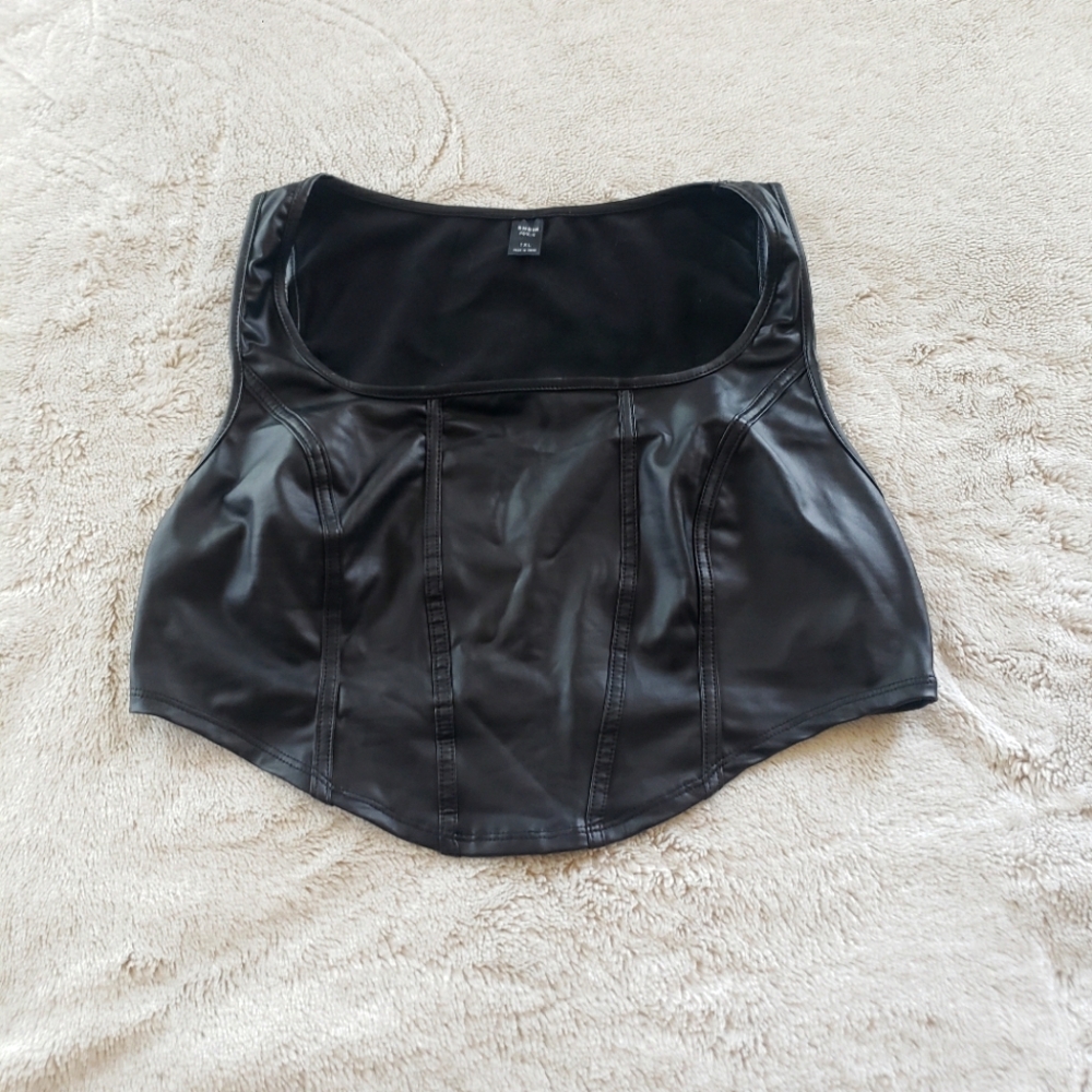 Shein Black crop top